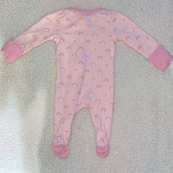 Cloud Island Rainbow Print Footed Onesie (Newborn) - Picture 5 of 5